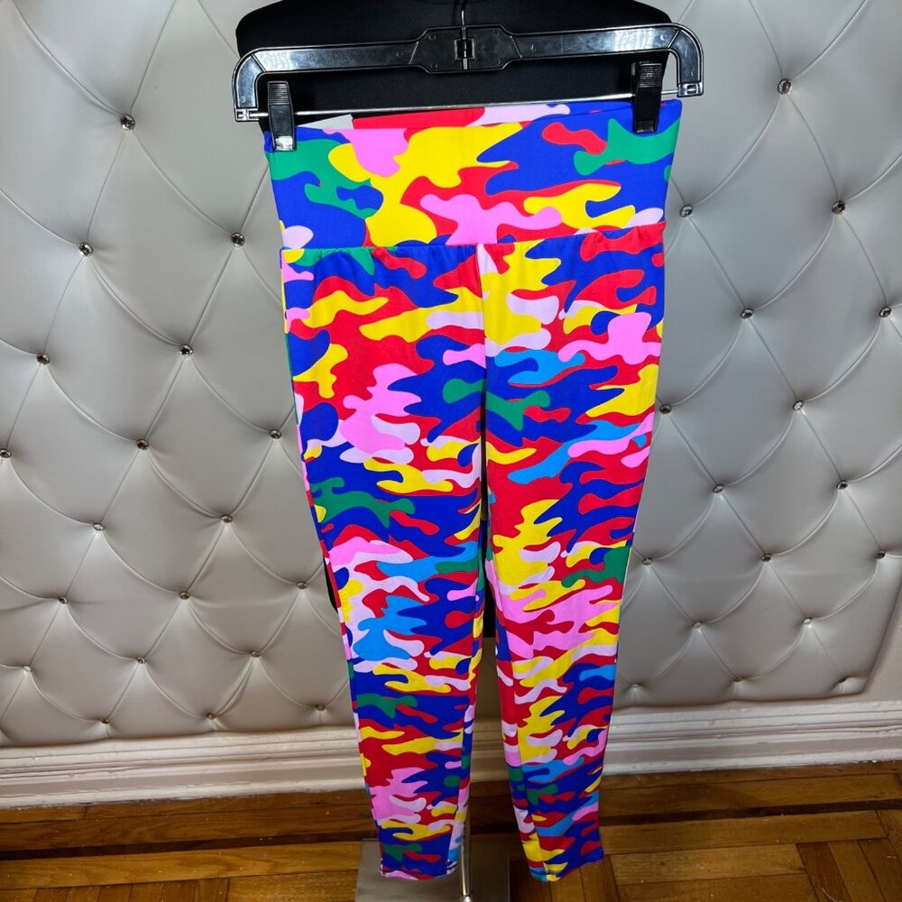 Forever 21 Red And Blue Leggings Vibrant Camouflaje Style Size S